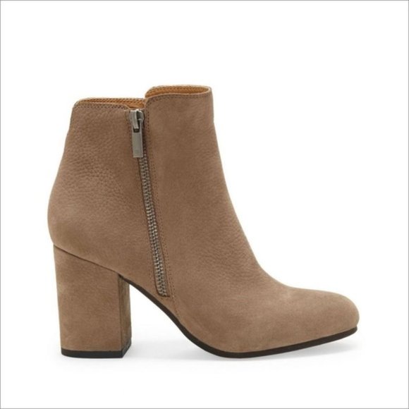 (LAST ONE) NIB LUCKY BRAND Shaynah Leather Bootie - Picture 4 of 7